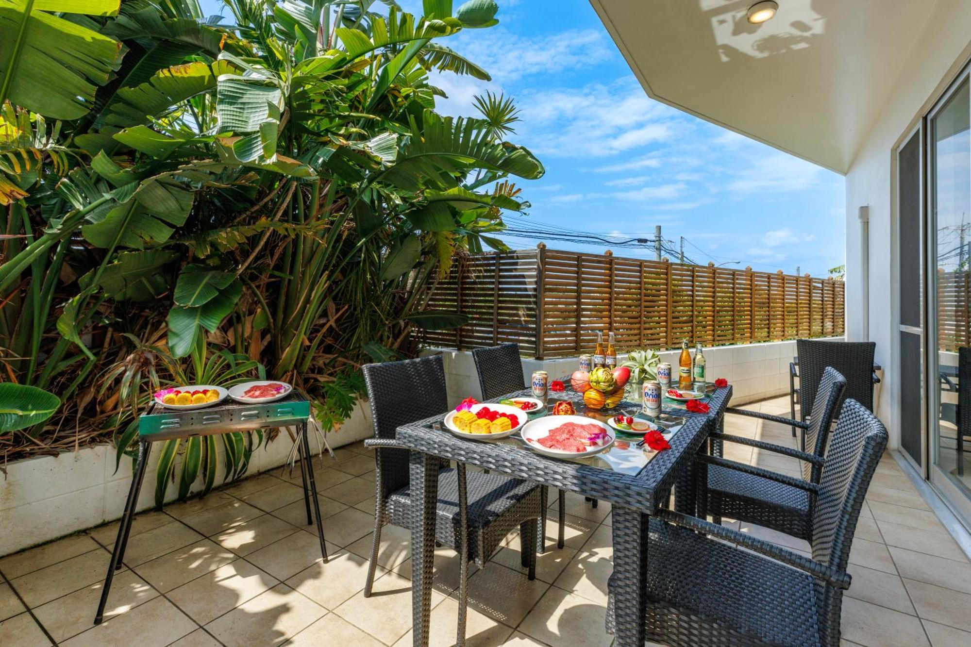Terrace Garden Okinawa Villa Onna Exterior photo